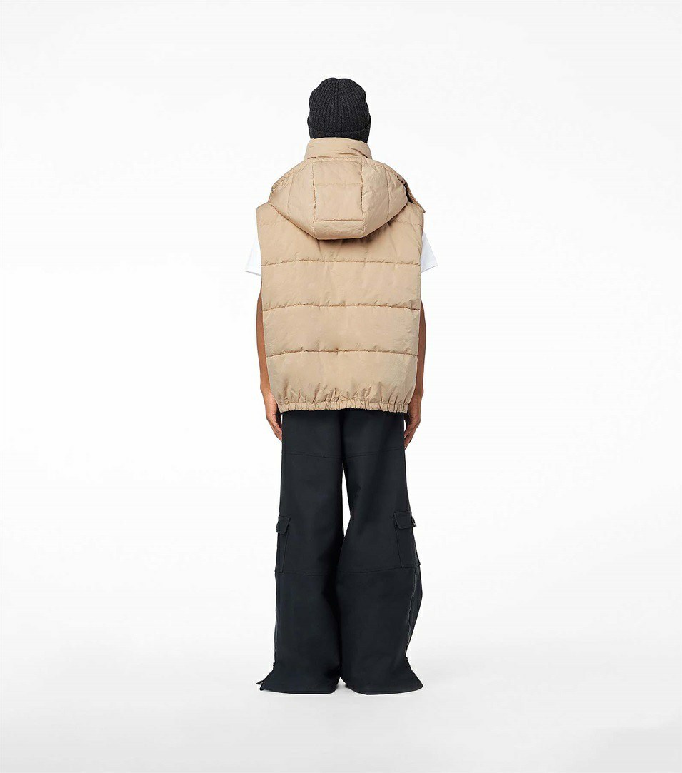 Beige Marc Jacobs The Oversized Puffer Women's Vest | 4528YQMOF
